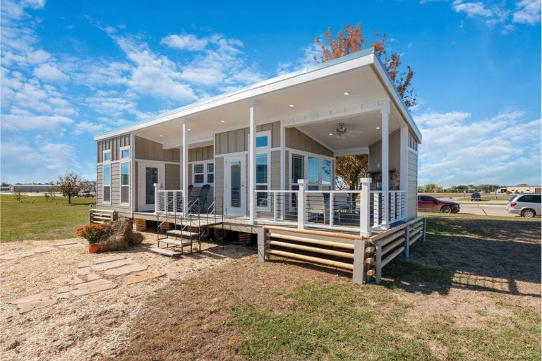 Athens 520 | Athens-Champion, Champion | Park Model Homes