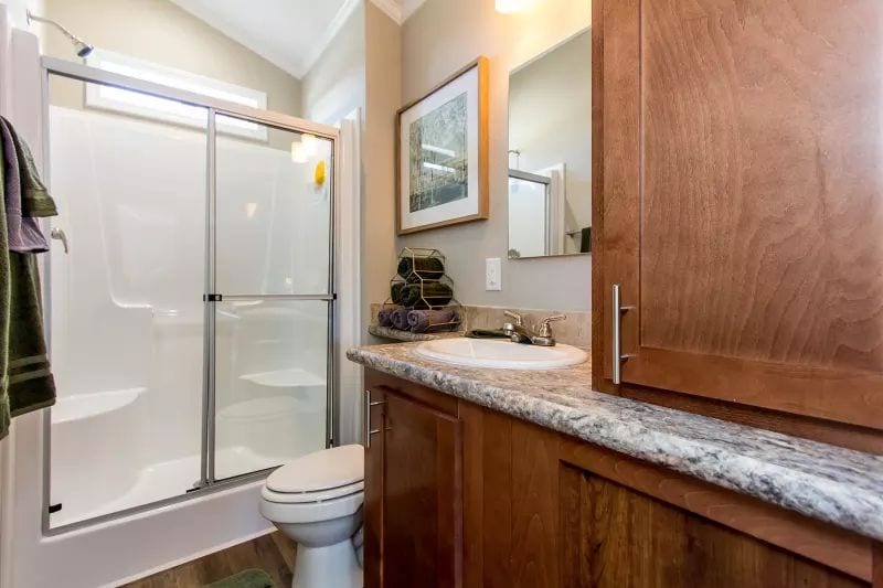 Champion Athens APH-522 - Bathroom 1