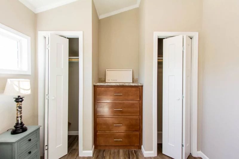 Champion Athens APH-522 - Bedroom 4