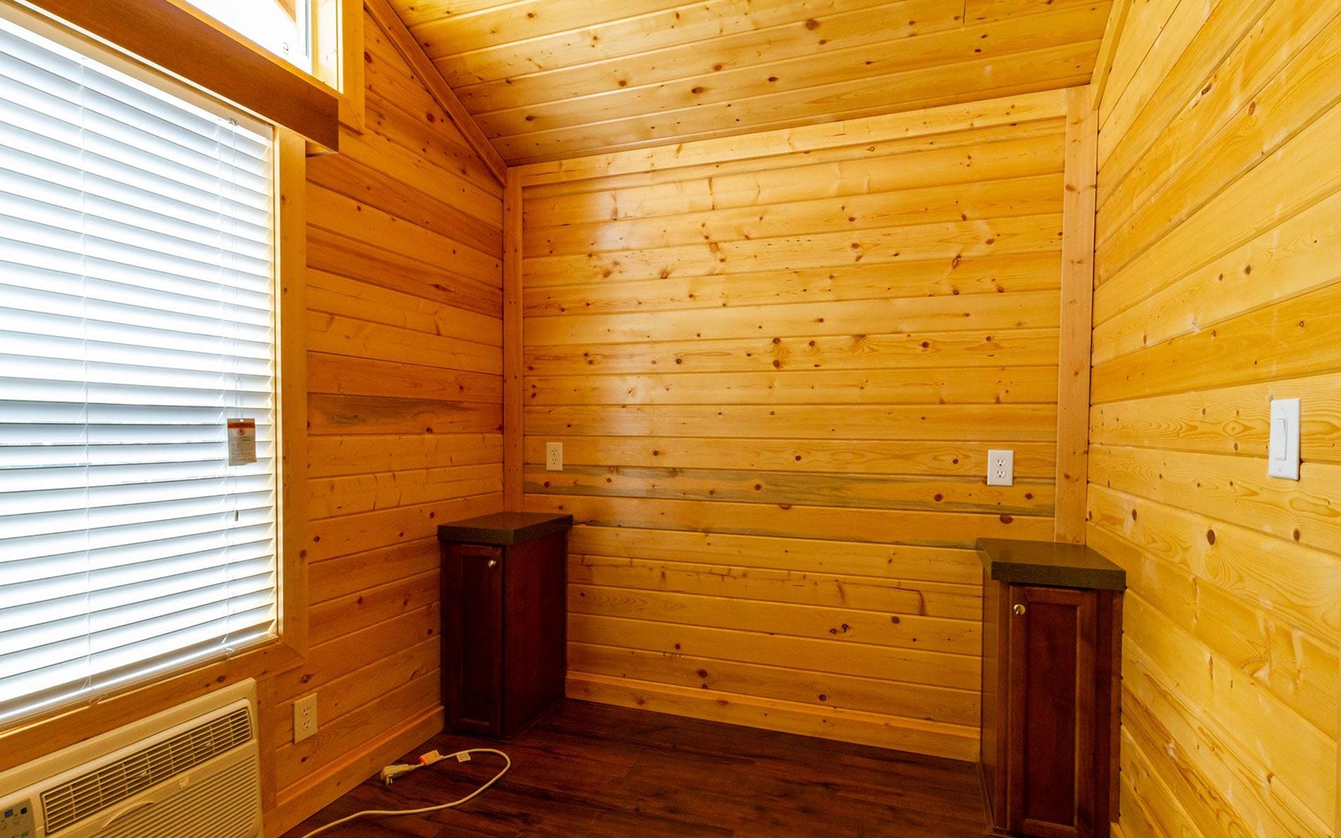 Champion Athens APH-531 - Bedroom and AC Unit