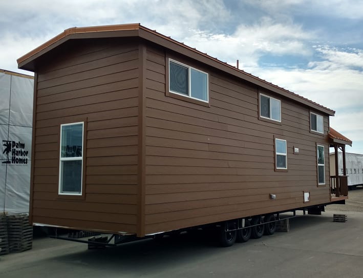 Palm Harbor - Cantina Vista - Exterior Rear