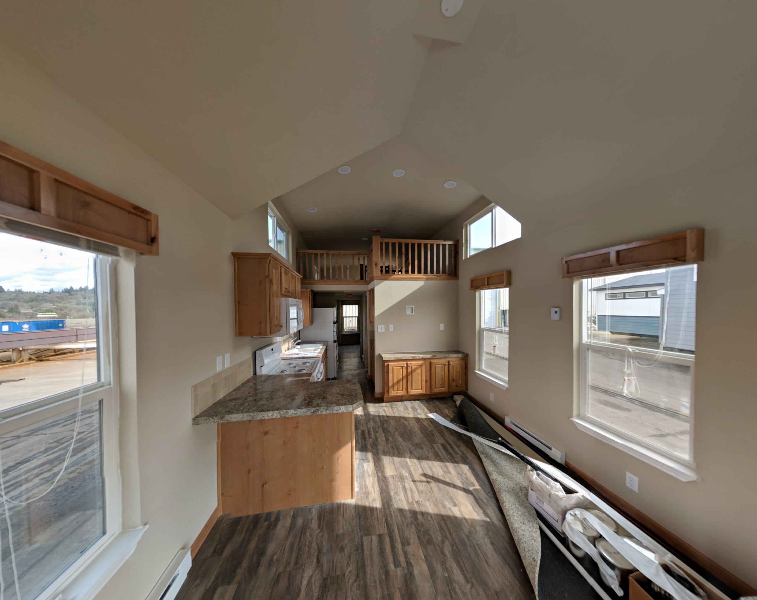 Palm Harbor - Cantina Vista - Interior Panorama