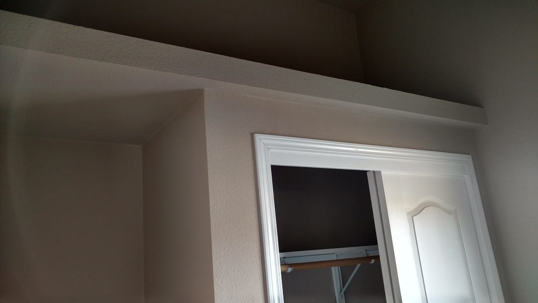 Palm Harbor - Twin Lakes Vista - Hunter Model - Bedroom Closet Ceiling