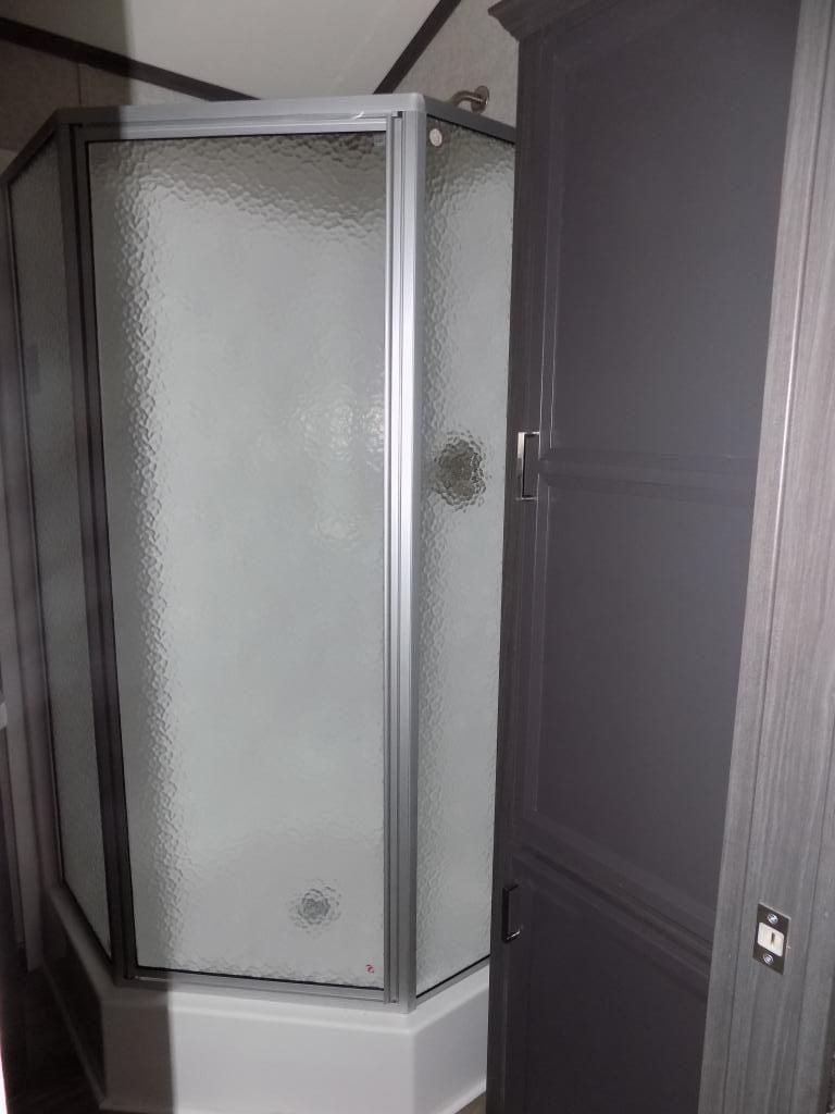 Woodland Park Timber Ridge - Acadia (TR-203) - Bathroom Shower