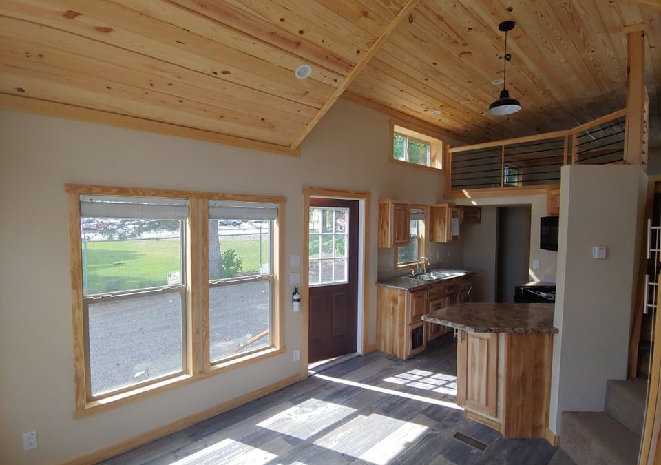 7 Reasons Cleaning is Easier in a Tiny House