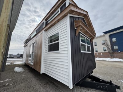 Woodland Park 266-L Walk-in Pantry