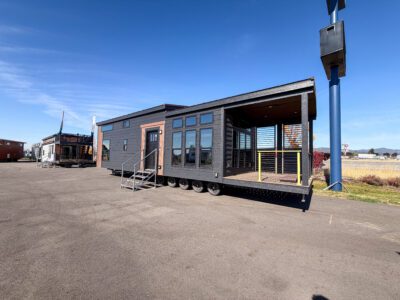 Kropf Eldorado 9051 Cabin!